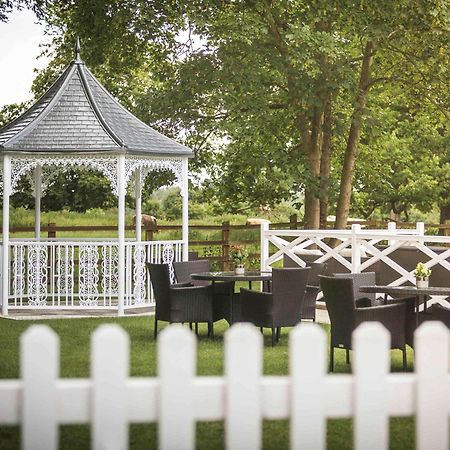 Worldhotels Distinctive Woughton House Hotel Milton Keynes Eksteriør bilde