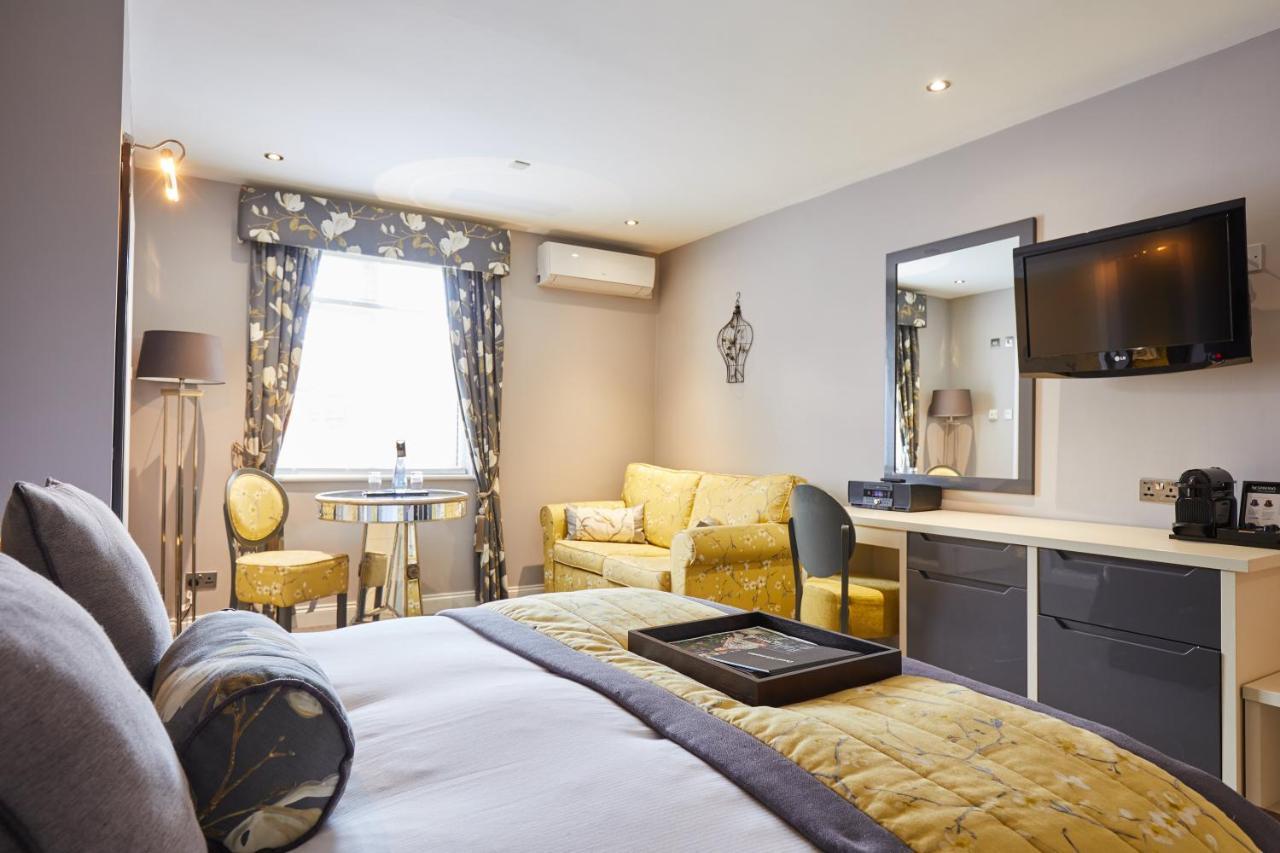 Worldhotels Distinctive Woughton House Hotel Milton Keynes Eksteriør bilde