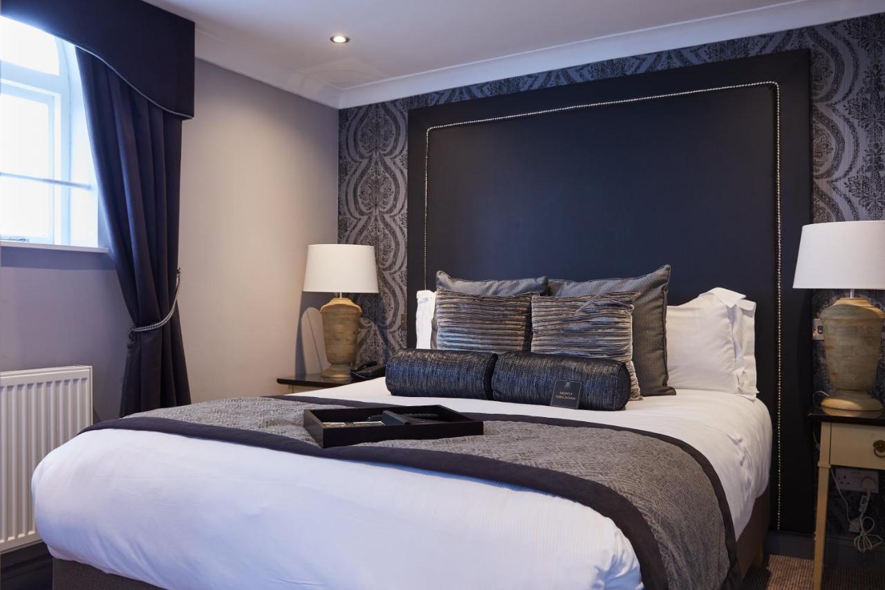 Worldhotels Distinctive Woughton House Hotel Milton Keynes Eksteriør bilde