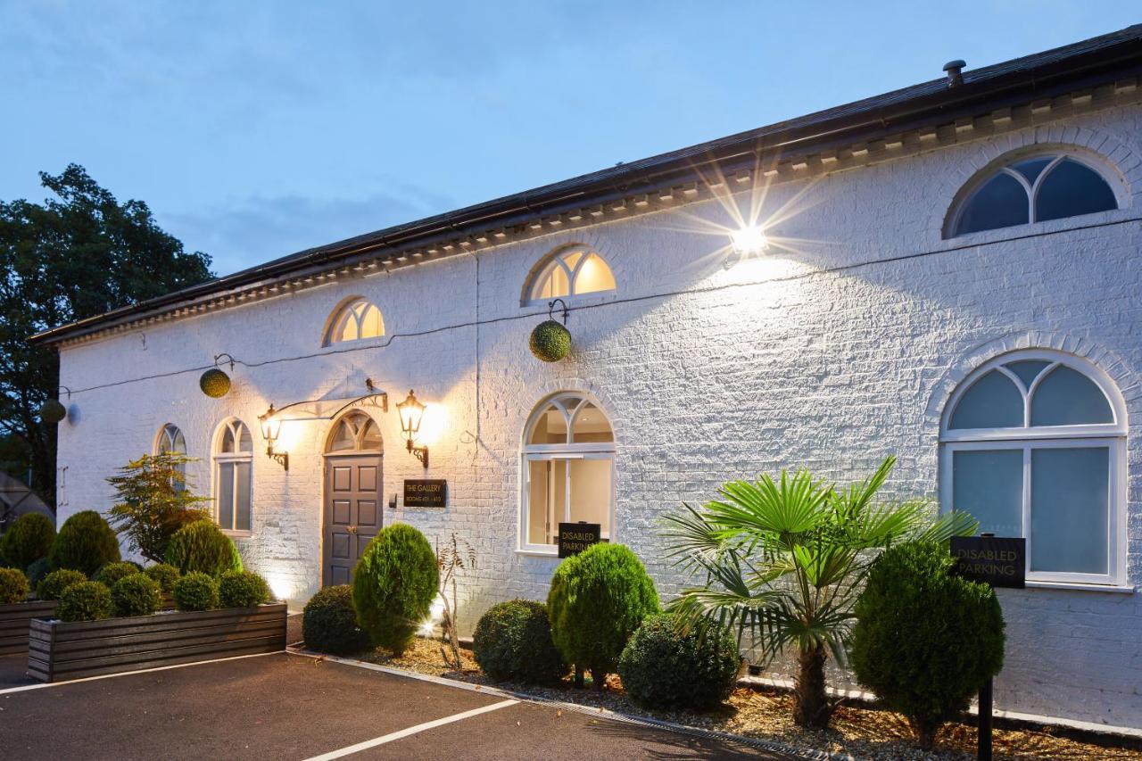 Worldhotels Distinctive Woughton House Hotel Milton Keynes Eksteriør bilde