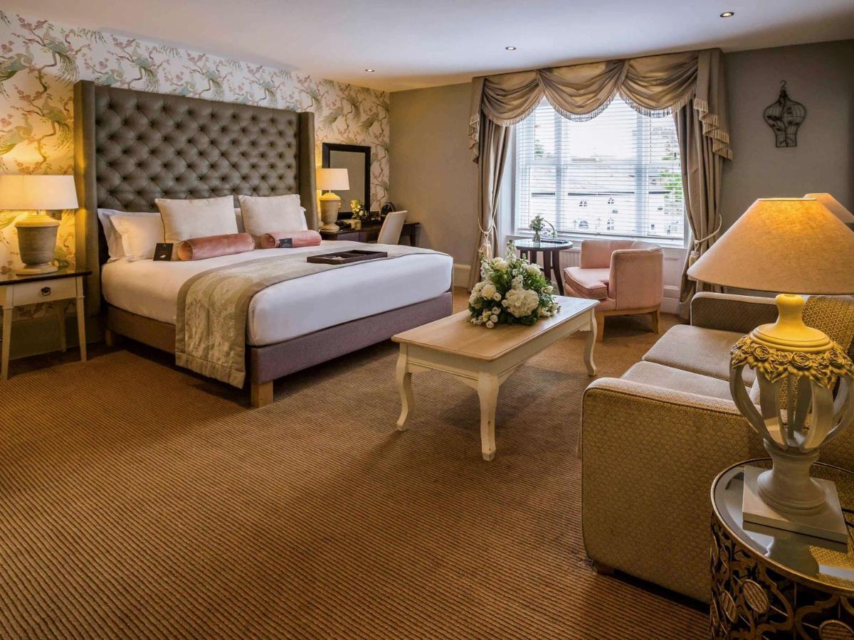 Worldhotels Distinctive Woughton House Hotel Milton Keynes Eksteriør bilde