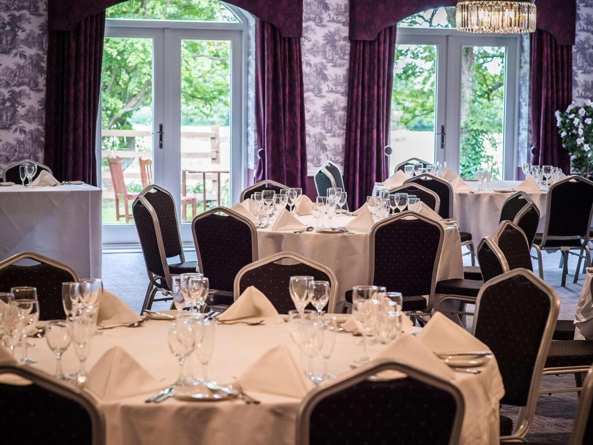 Worldhotels Distinctive Woughton House Hotel Milton Keynes Eksteriør bilde